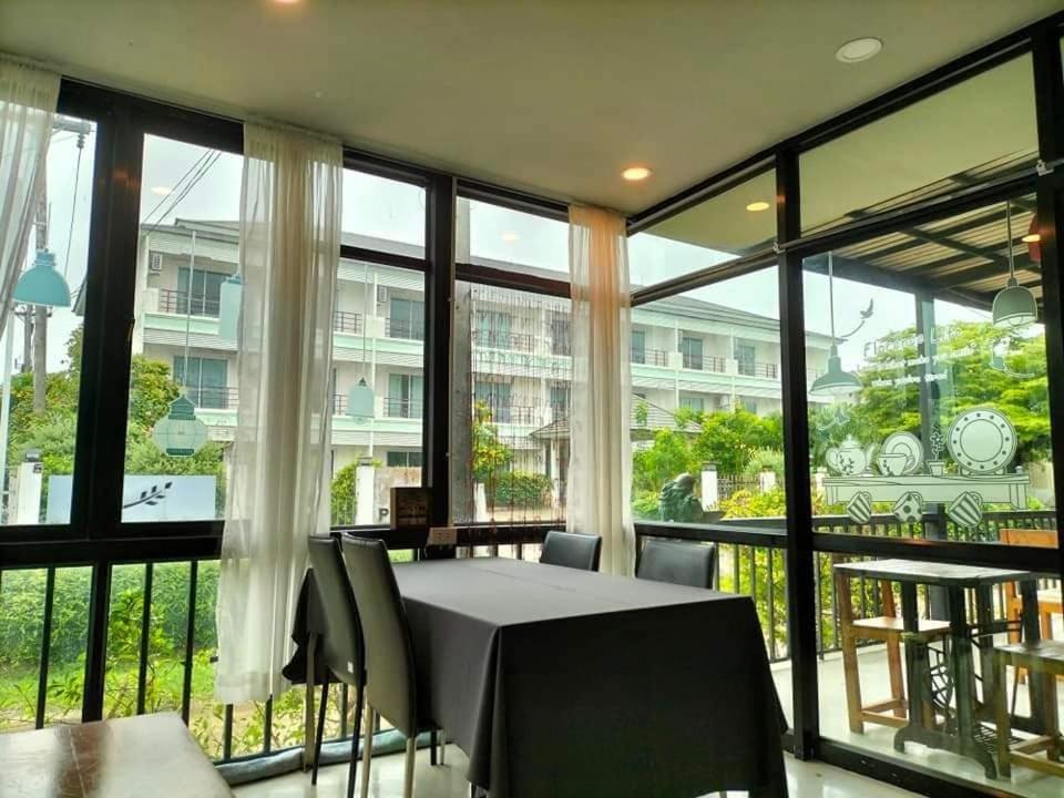 Privacy Residence Lop Buri Exterior foto